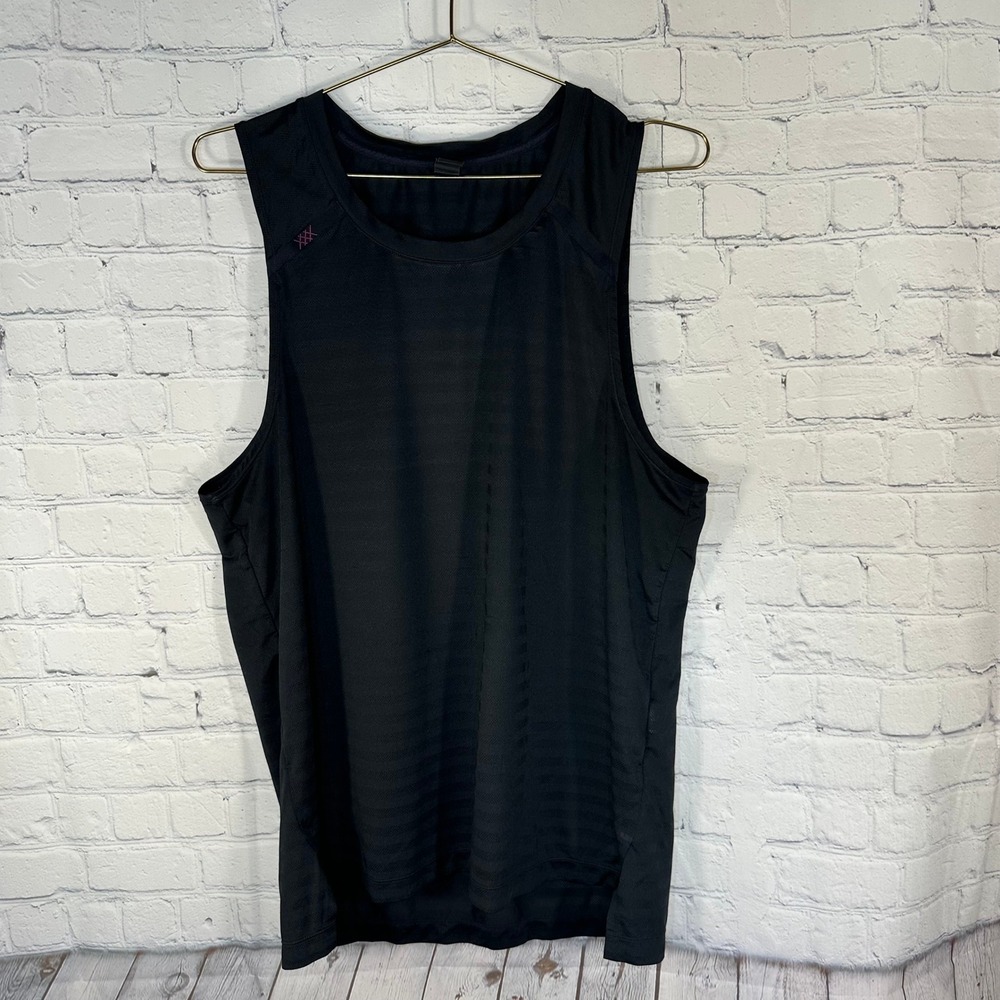 Rhone Reign Sleeveless Training Tank Top Mens Medium Black Mesh Gym Shirt 100029